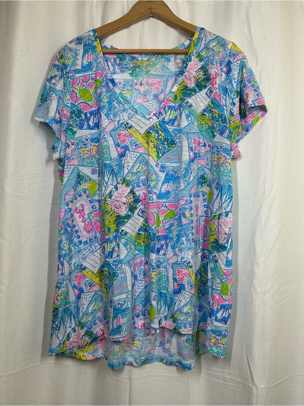 Lilly Pulitzer Etta V-neck Top Wish You Were Here Vintage Postcard Size XL